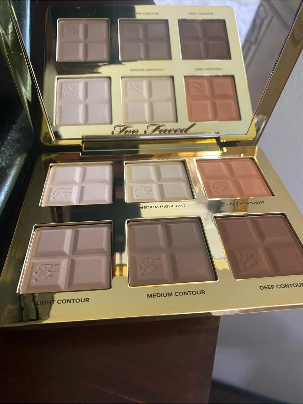 Too Faced Cocoa Contour Palette - Brown with Gold Lettering new in the box